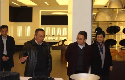 副市长刘炜莅临广东凯晟照明科技有限公司调研